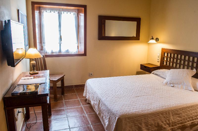 Son Granot Hotel Rural & Restaurant Es Castell  Bagian luar foto