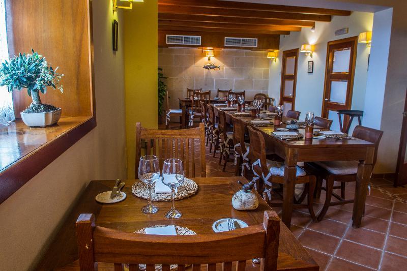 Son Granot Hotel Rural & Restaurant Es Castell  Bagian luar foto